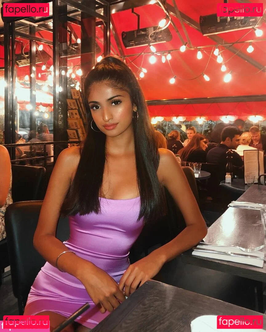 Kim Kaur Mann Onlyfans Photo Gallery 