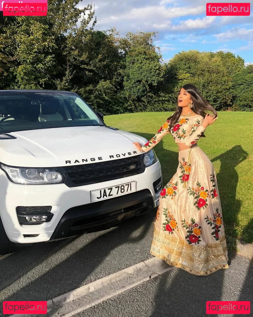 Kim Kaur Mann Onlyfans Photo Gallery 