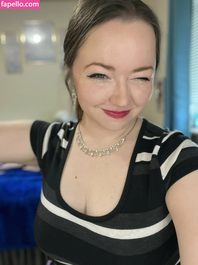 MissFushi Onlyfans Photo Gallery 