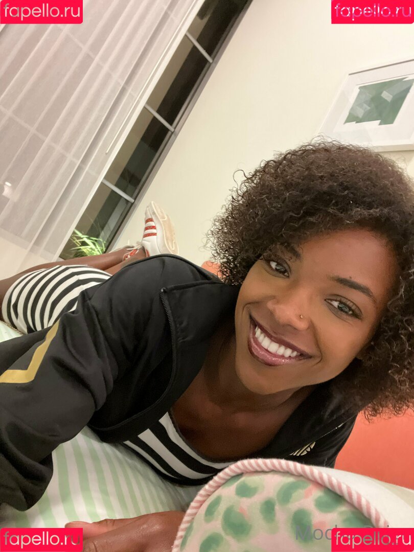 mochareignvip Onlyfans Photo Gallery 