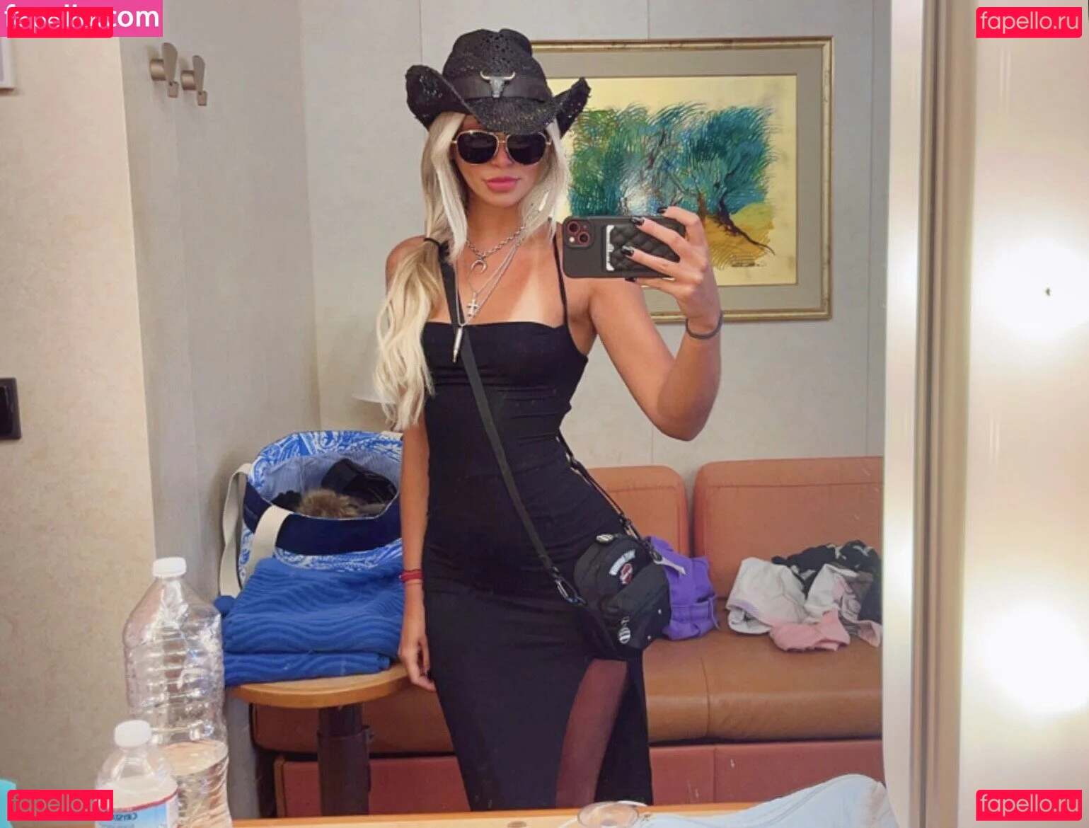 Mahila Mendez Onlyfans Photo Gallery 