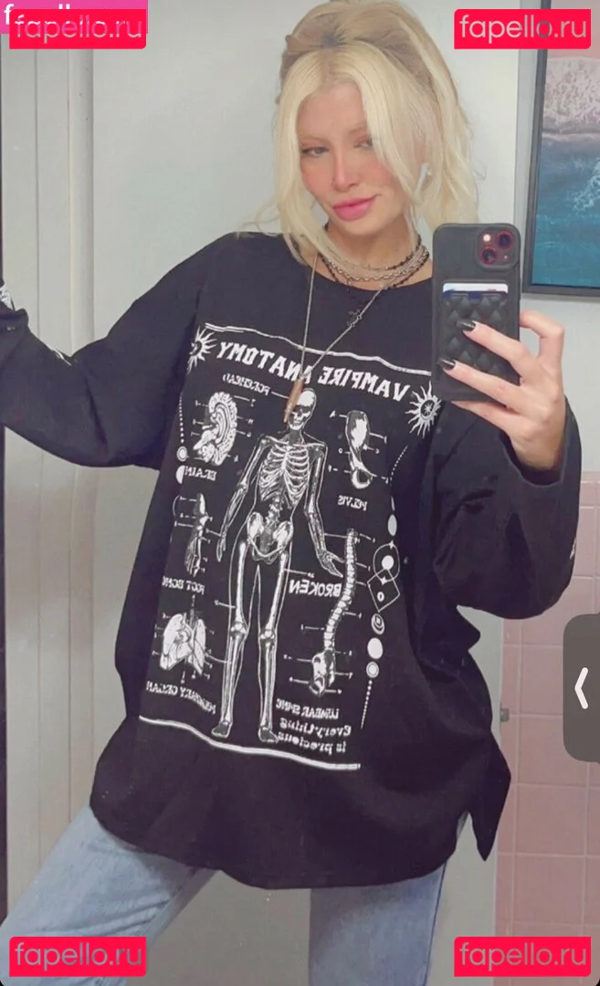 Mahila Mendez Onlyfans Photo Gallery 