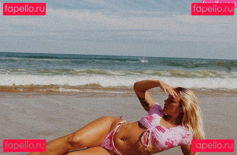 Alysia Kelley Onlyfans Photo Gallery 