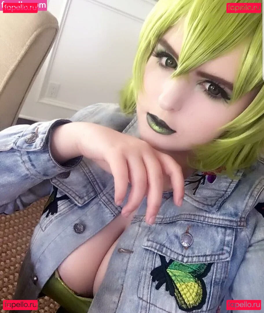 Aretteepls Onlyfans Photo Gallery 