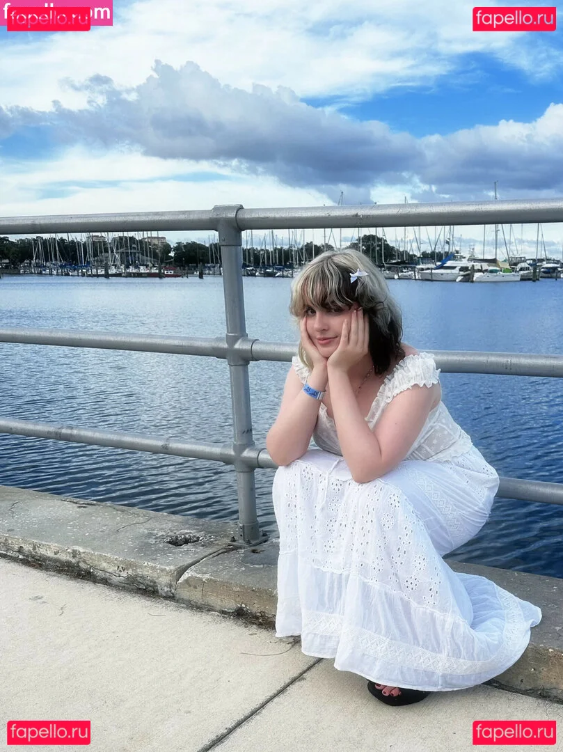 Aretteepls Onlyfans Photo Gallery 