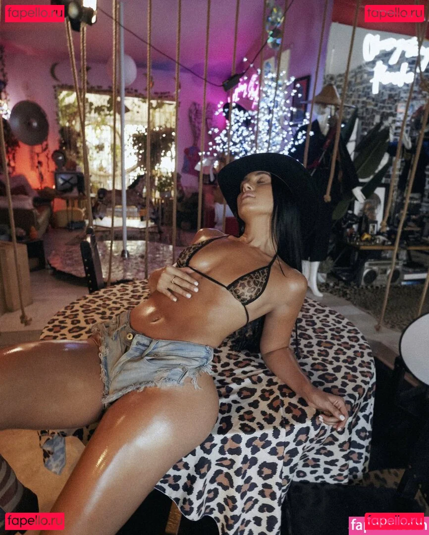 Eilat Rose Onlyfans Photo Gallery 