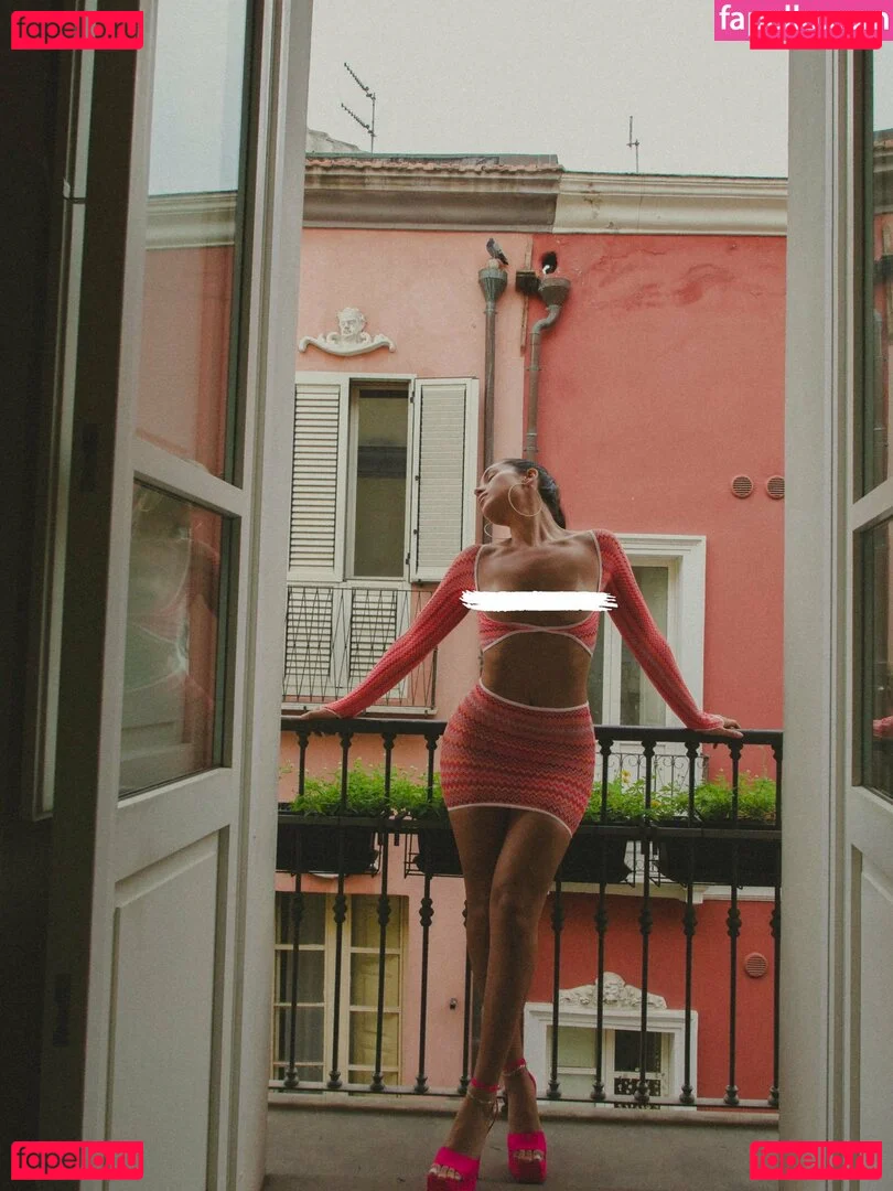 Eilat Rose Onlyfans Photo Gallery 