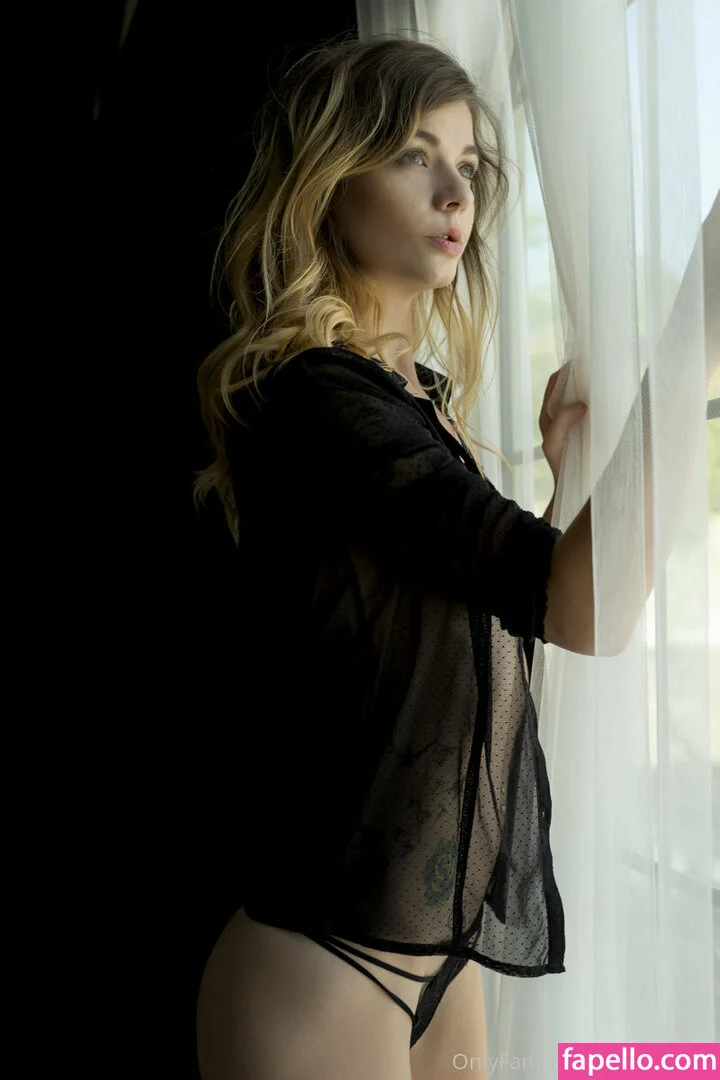 michellerenee Onlyfans Photo Gallery 