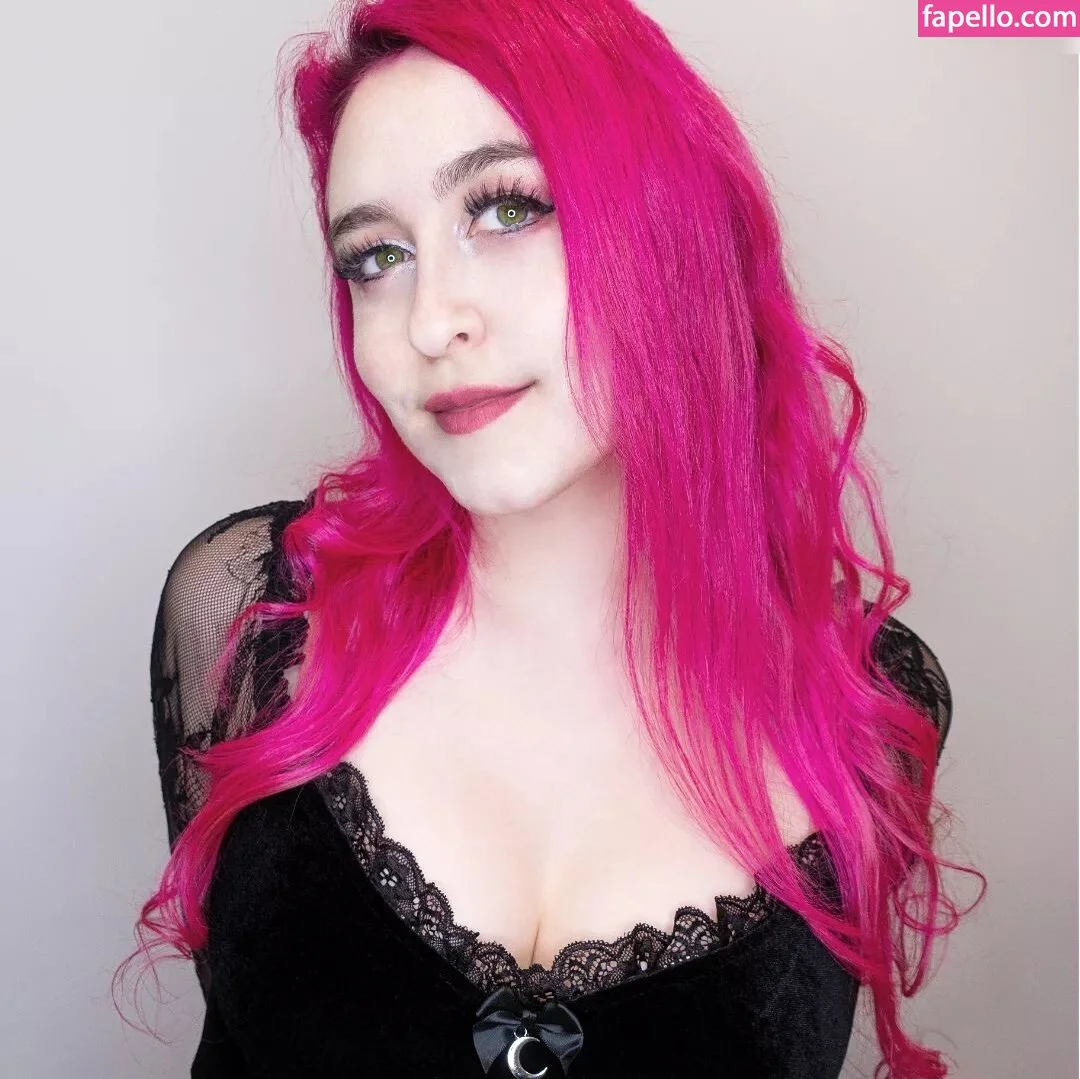 Juliversal Onlyfans Photo Gallery 