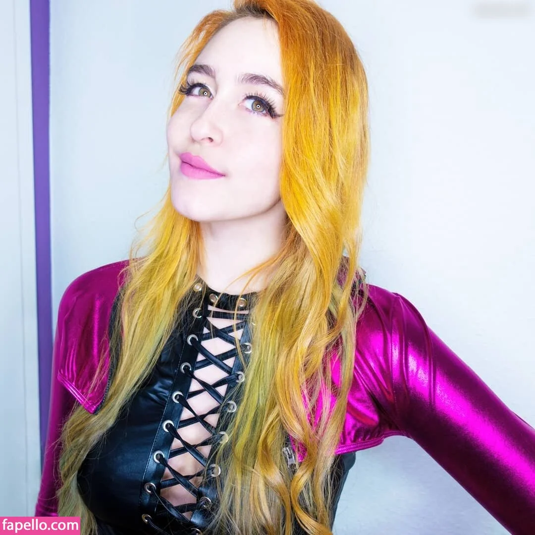 Juliversal Onlyfans Photo Gallery 