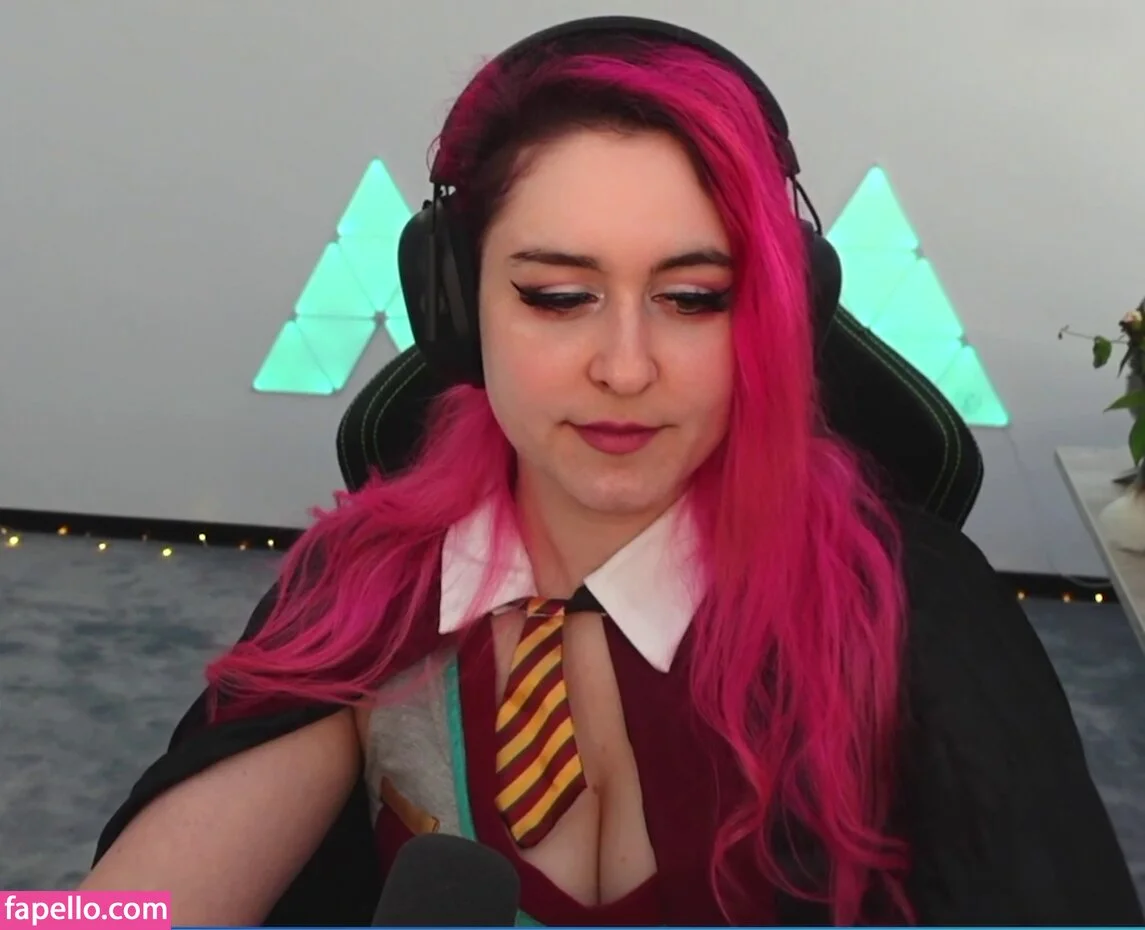 Juliversal Onlyfans Photo Gallery 