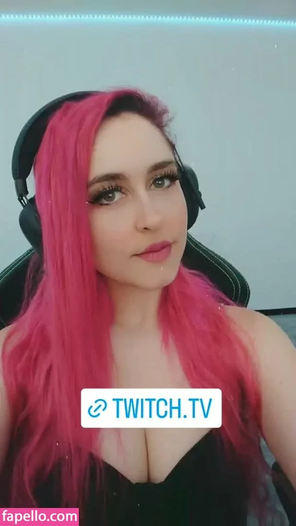 Juliversal Onlyfans Photo Gallery 