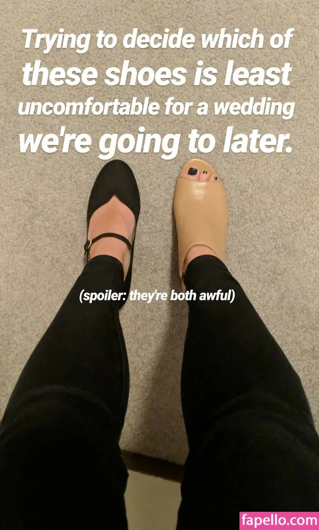 Allison Raskin Onlyfans Photo Gallery 