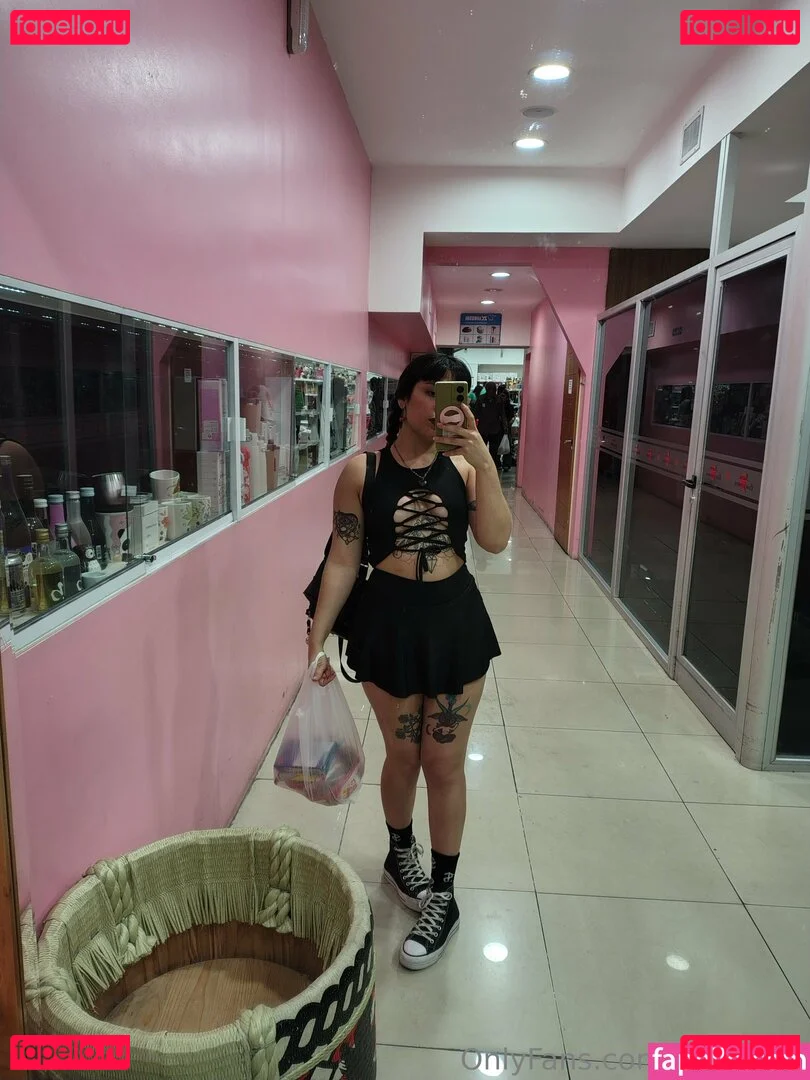 youichan Onlyfans Photo Gallery 