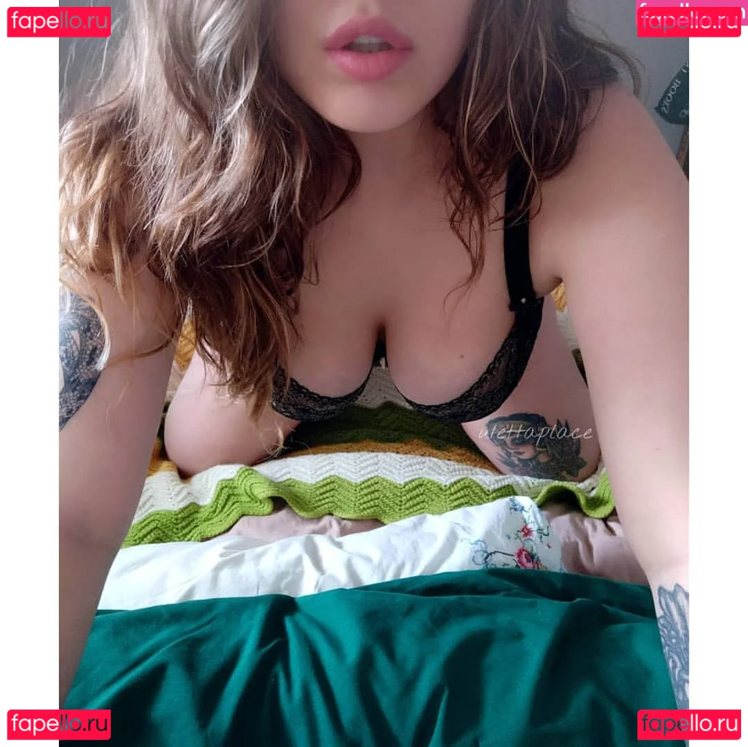 Ettaplace Onlyfans Photo Gallery 