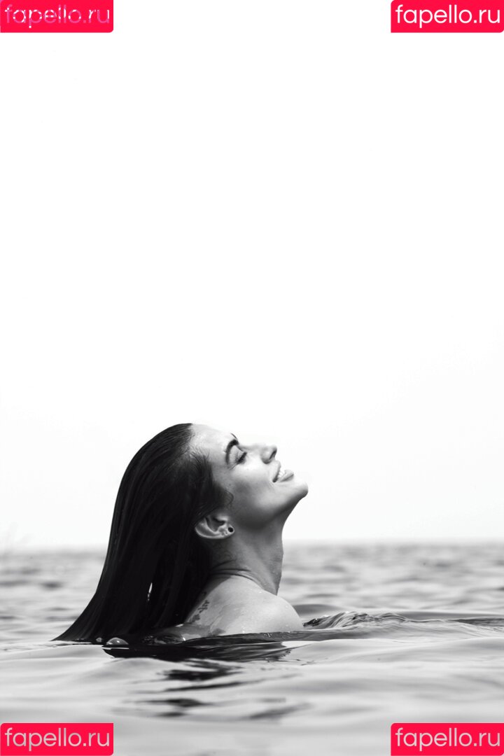 Cleo Pires Onlyfans Photo Gallery 