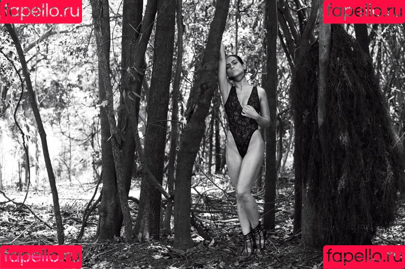 Cleo Pires Onlyfans Photo Gallery 