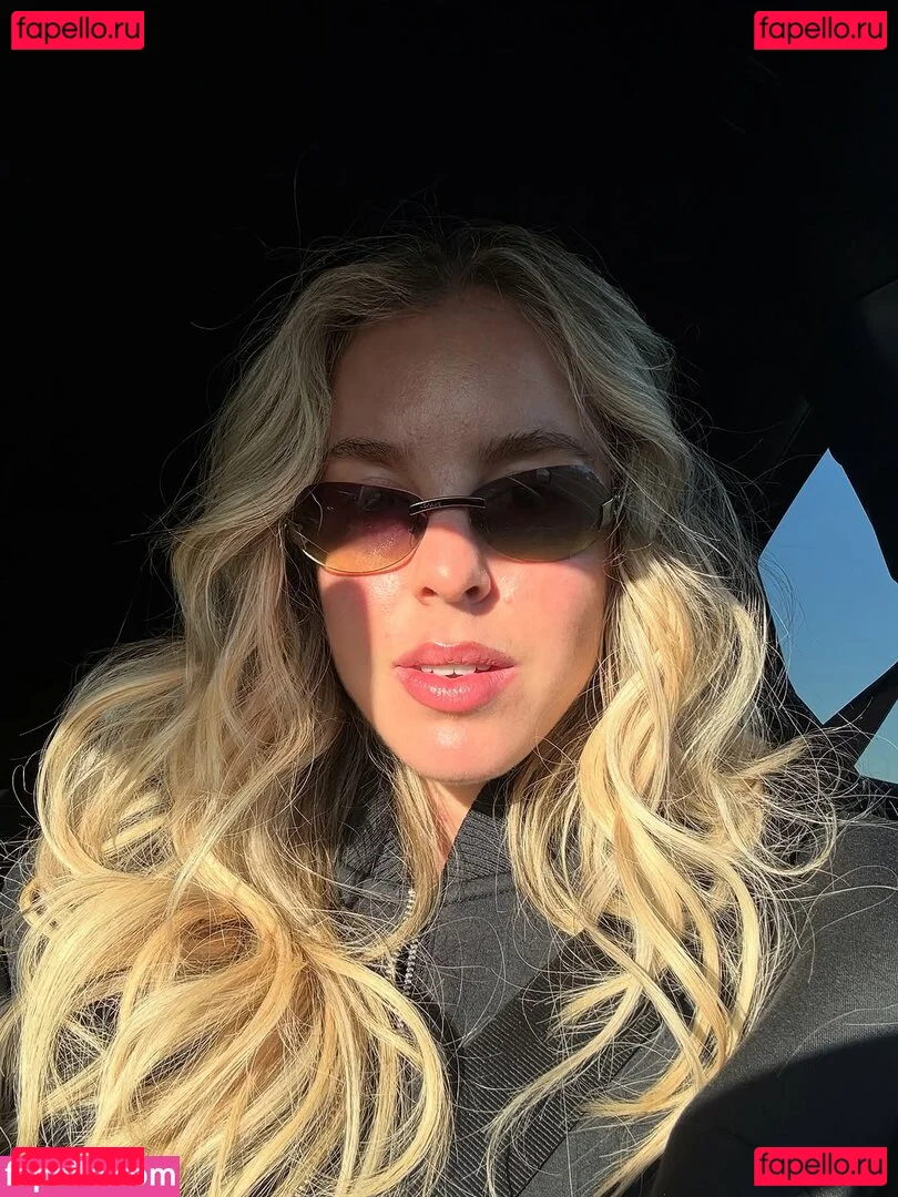 Keely Hodgkinson Onlyfans Photo Gallery 