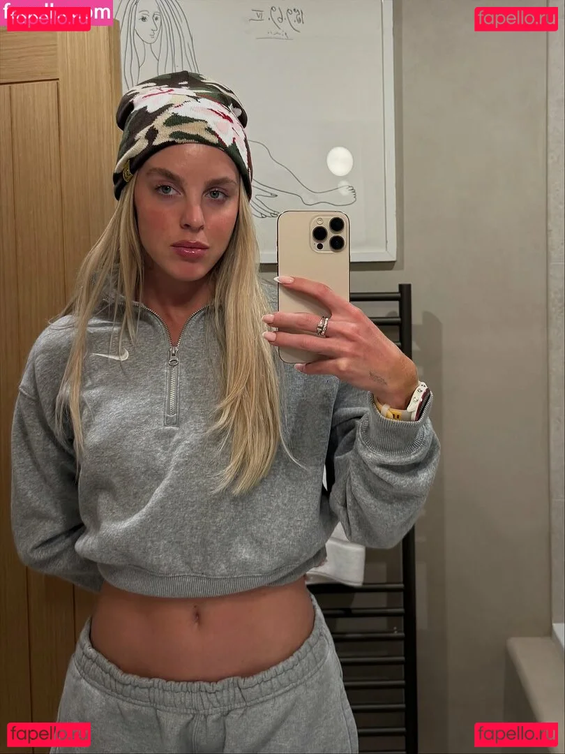 Keely Hodgkinson Onlyfans Photo Gallery 