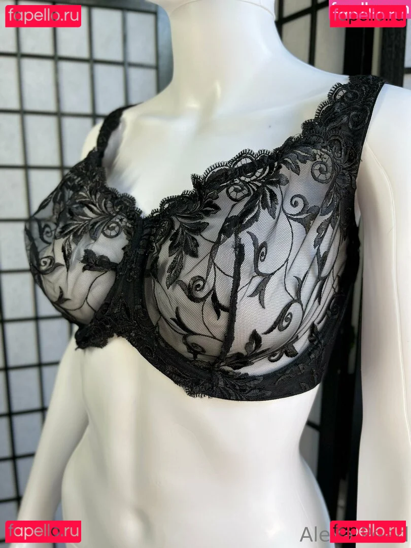 alexapearl Onlyfans Photo Gallery 