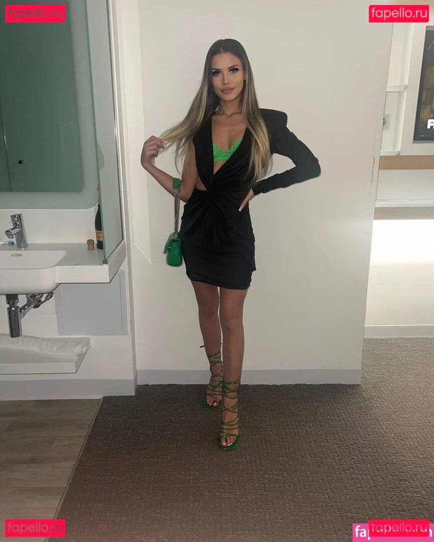 Melanie Collett Onlyfans Photo Gallery 