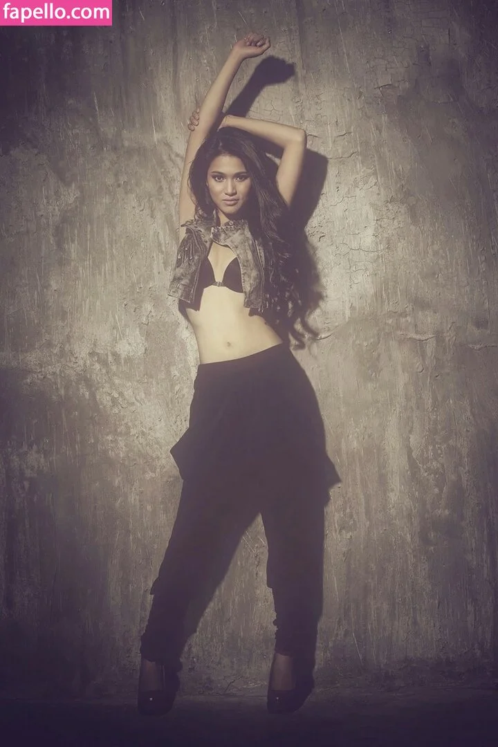 Nhung Kate Onlyfans Photo Gallery 