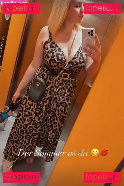 Celina Grimm Onlyfans Photo Gallery 