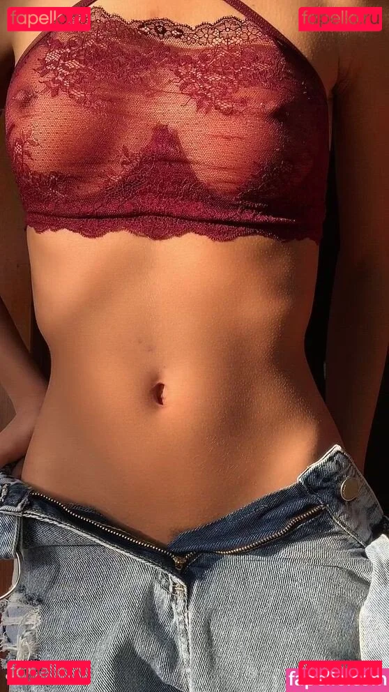 Miss Flat Onlyfans Photo Gallery 