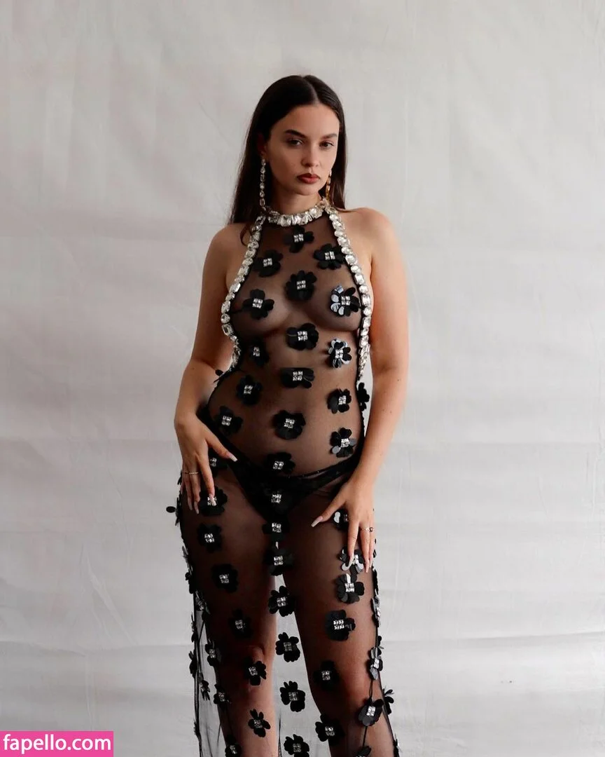 Sabrina Claudio Onlyfans Photo Gallery 