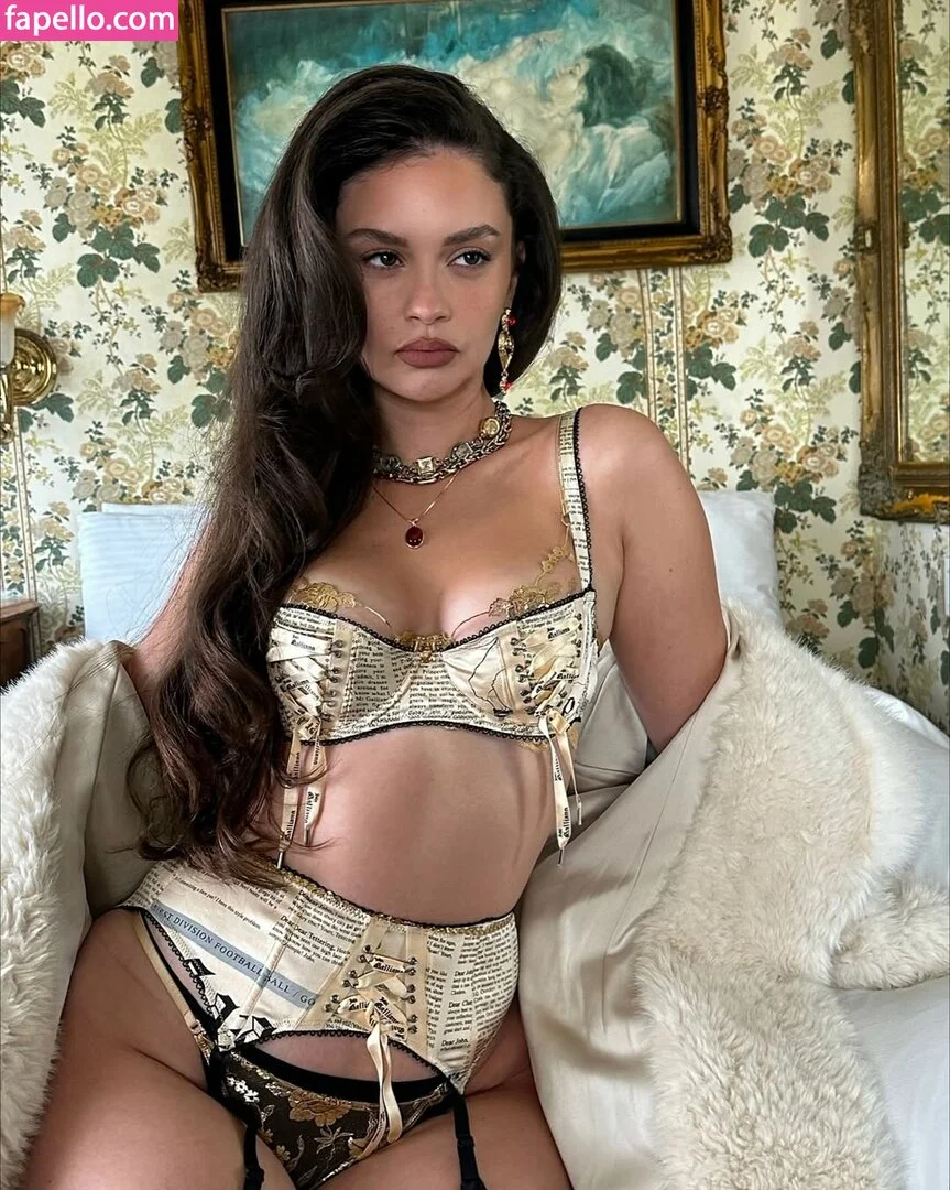 Sabrina Claudio Onlyfans Photo Gallery 
