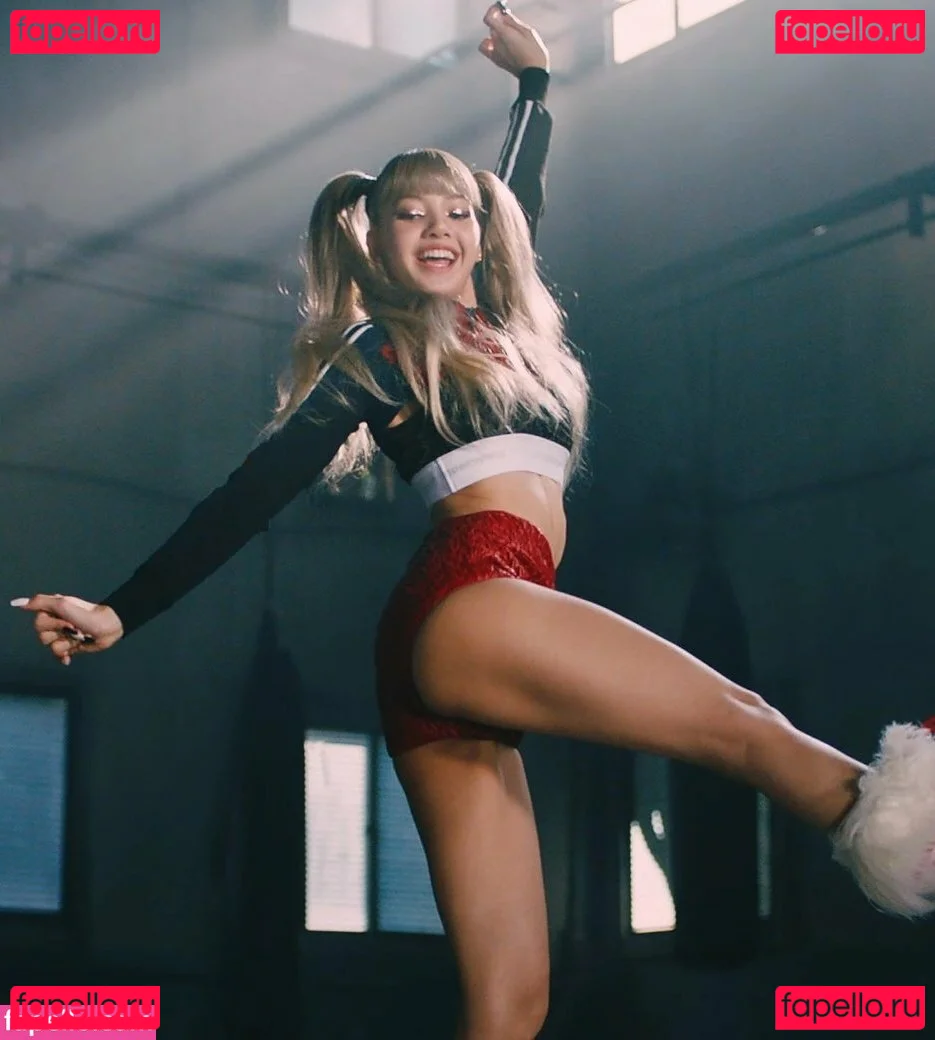 Lalisa Manobal Onlyfans Photo Gallery 