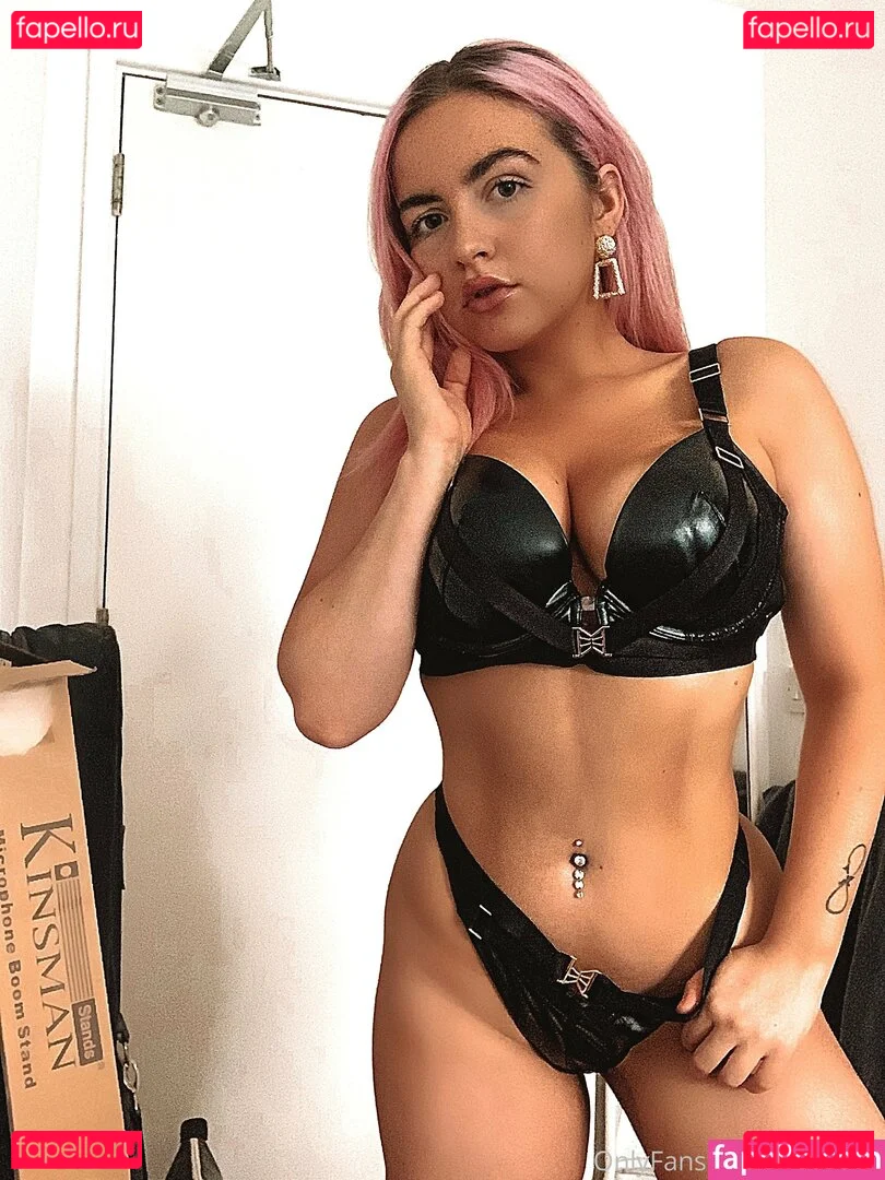 cezel Onlyfans Photo Gallery 