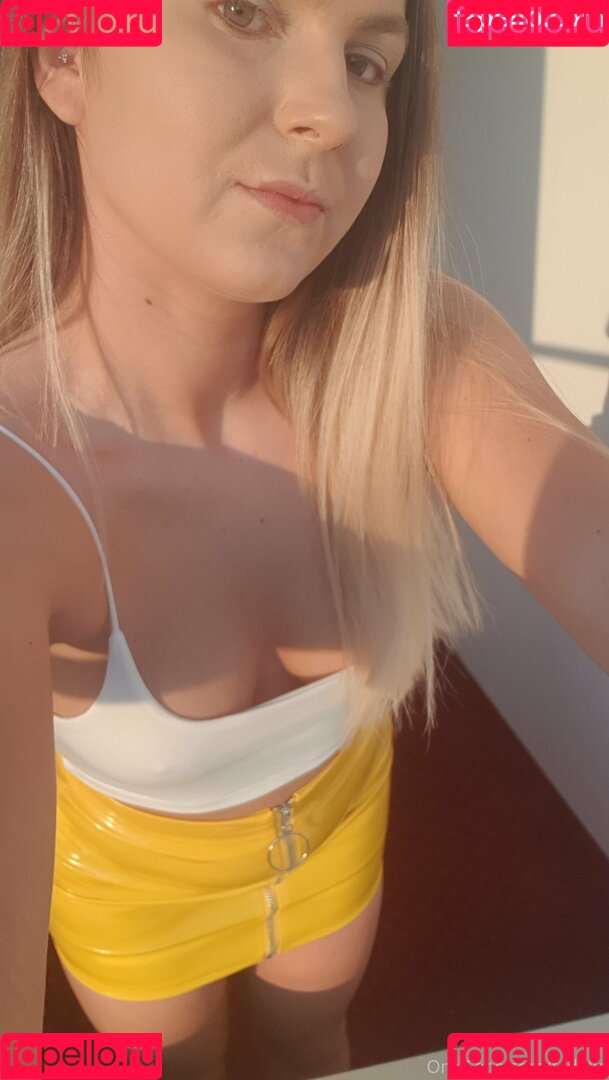 tsdelia Onlyfans Photo Gallery 