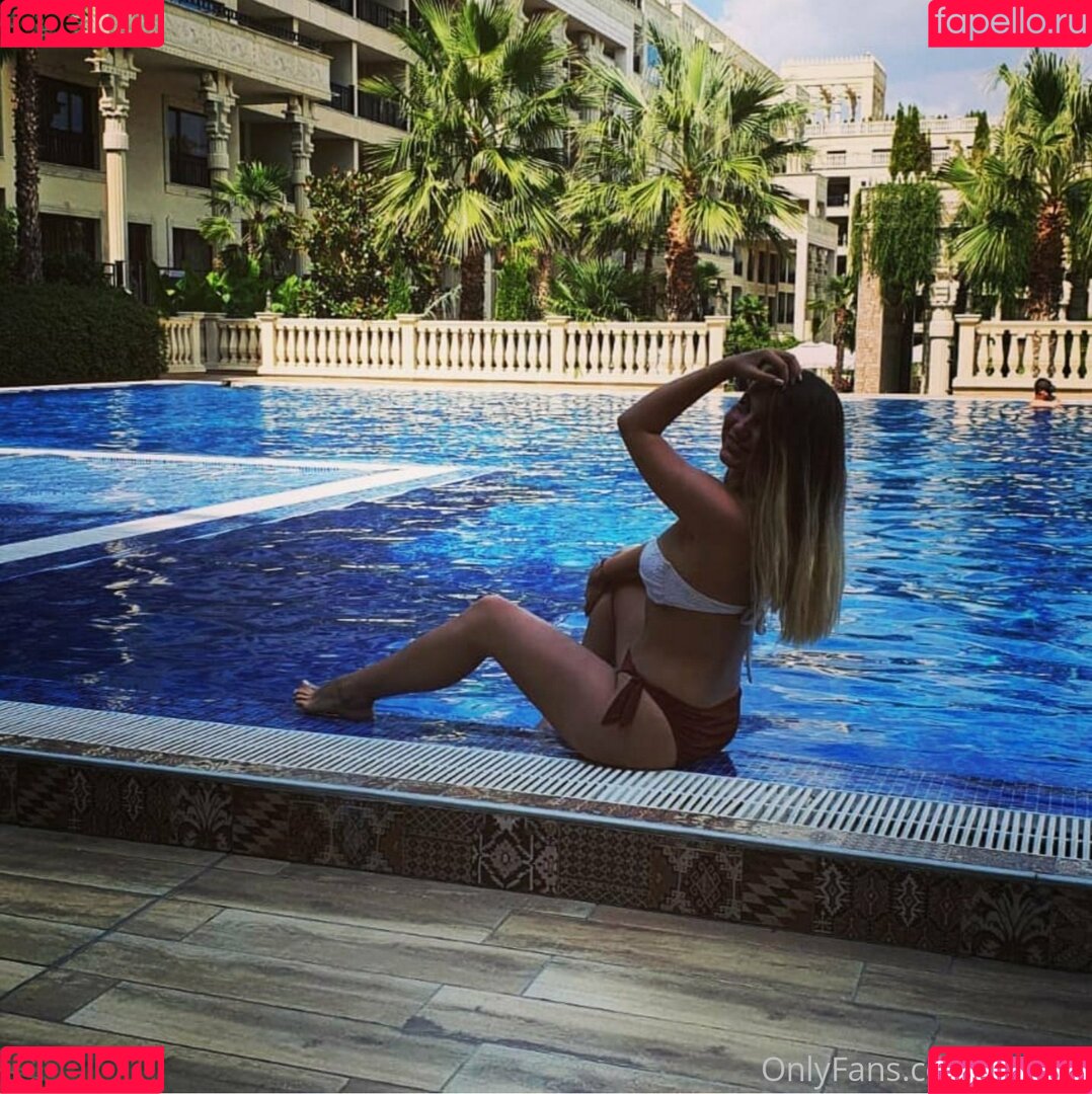 tsdelia Onlyfans Photo Gallery 