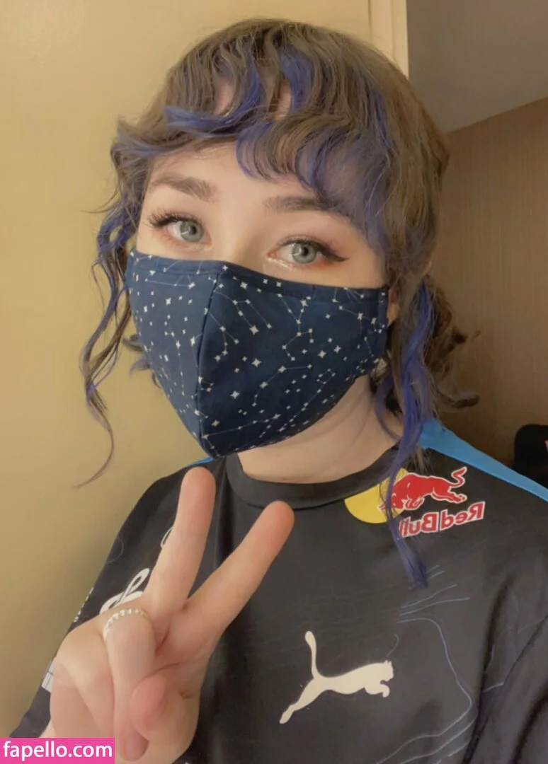 veinnavtuber Onlyfans Photo Gallery 