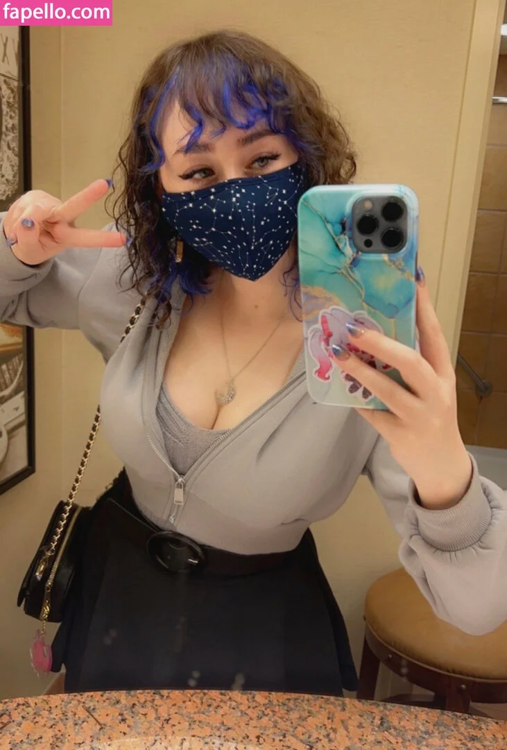 veinnavtuber Onlyfans Photo Gallery 