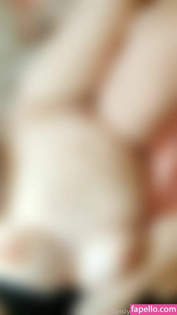 xthebeex Onlyfans Photo Gallery 