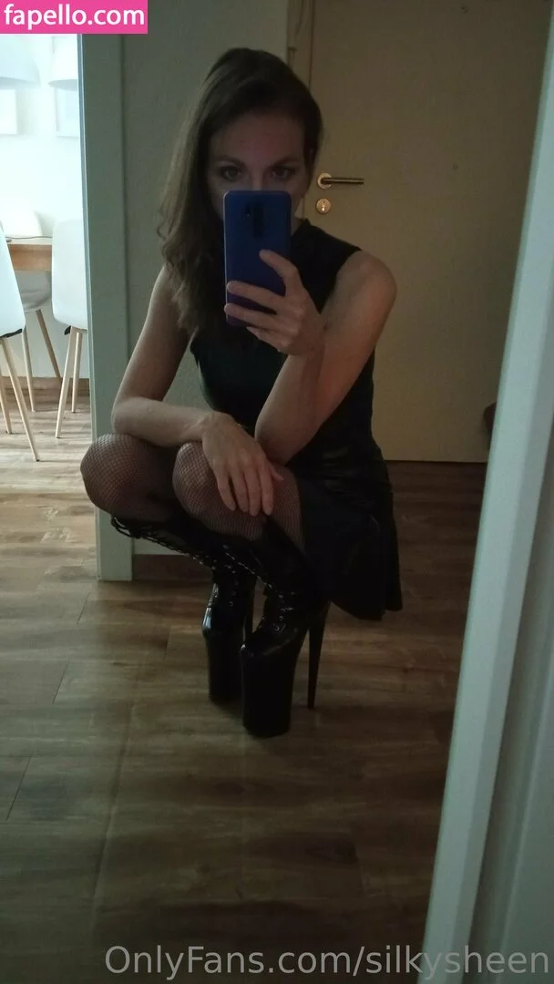 silkysheen Onlyfans Photo Gallery 