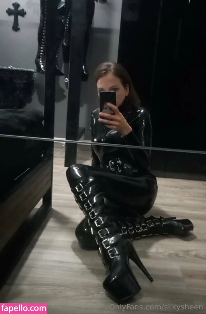 silkysheen Onlyfans Photo Gallery 