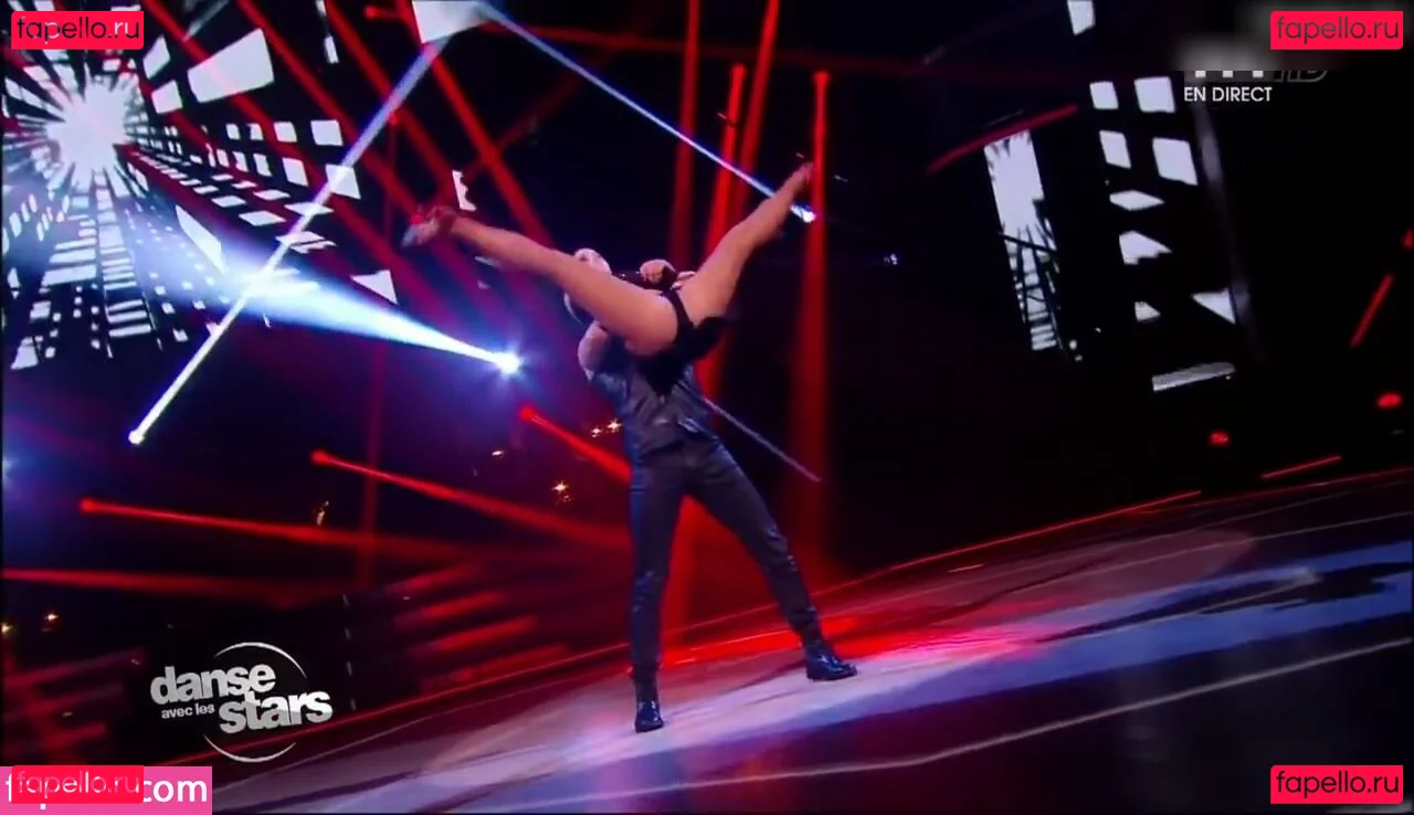 Alizée Lyonnet Onlyfans Photo Gallery 