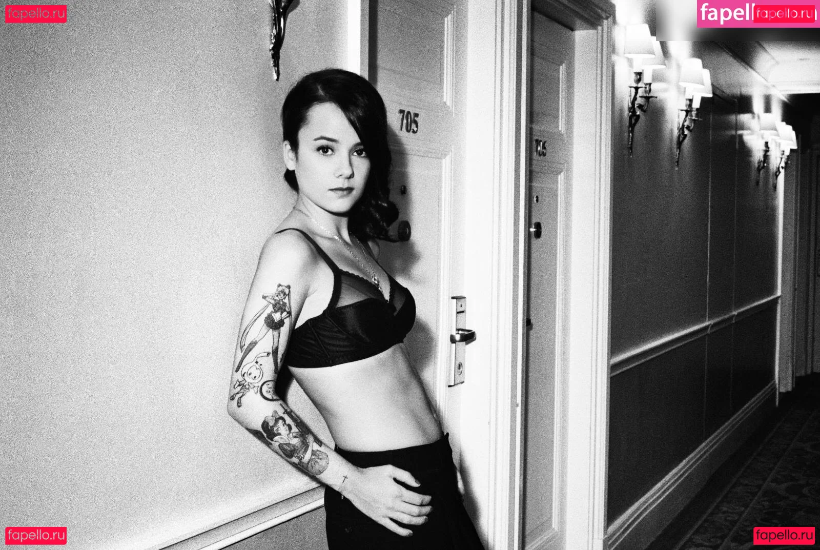 Alizée Lyonnet Onlyfans Photo Gallery 