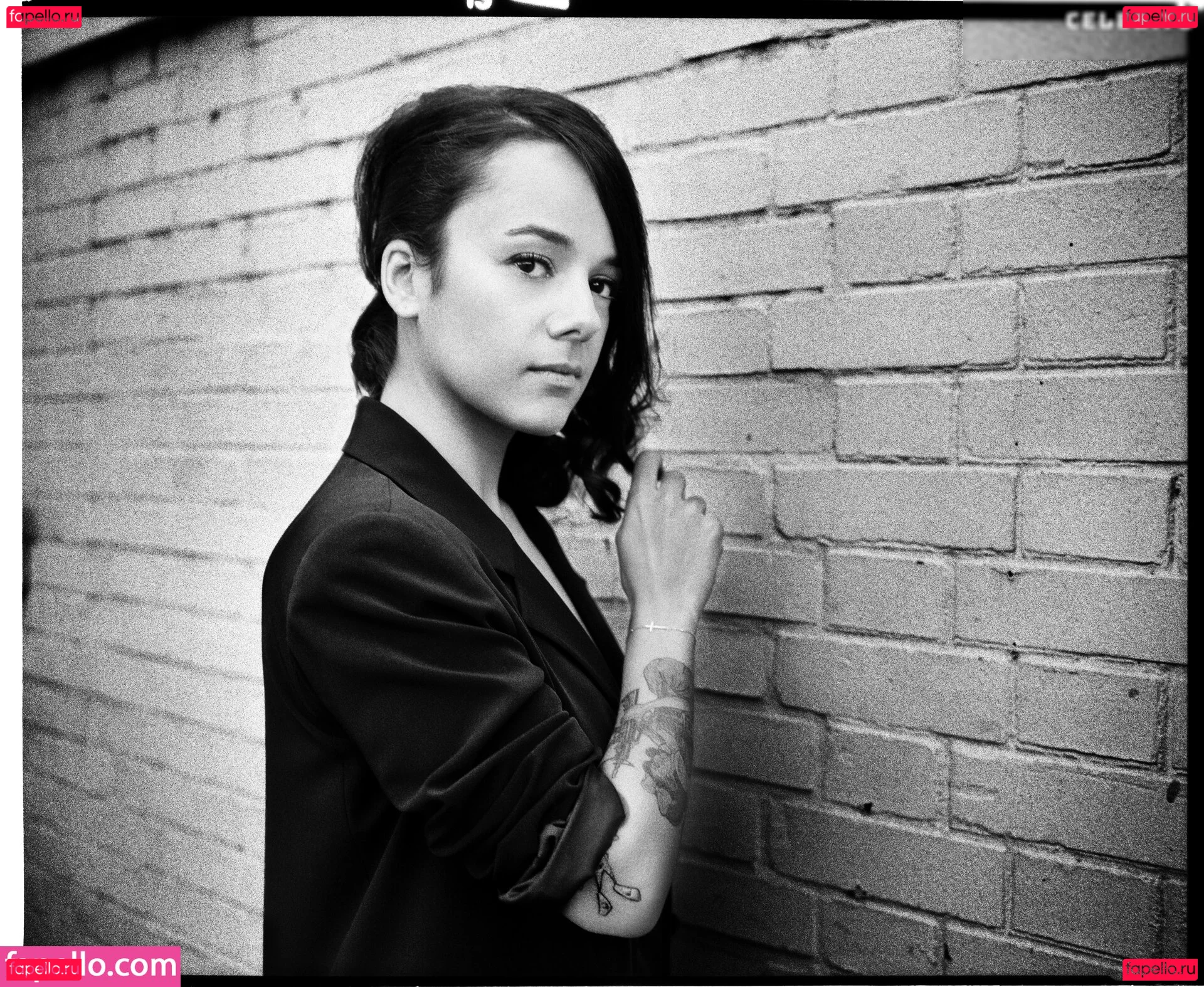 Alizée Lyonnet Onlyfans Photo Gallery 