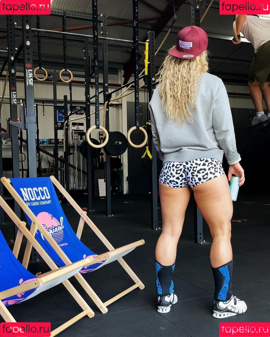 CfSheli Onlyfans Photo Gallery 