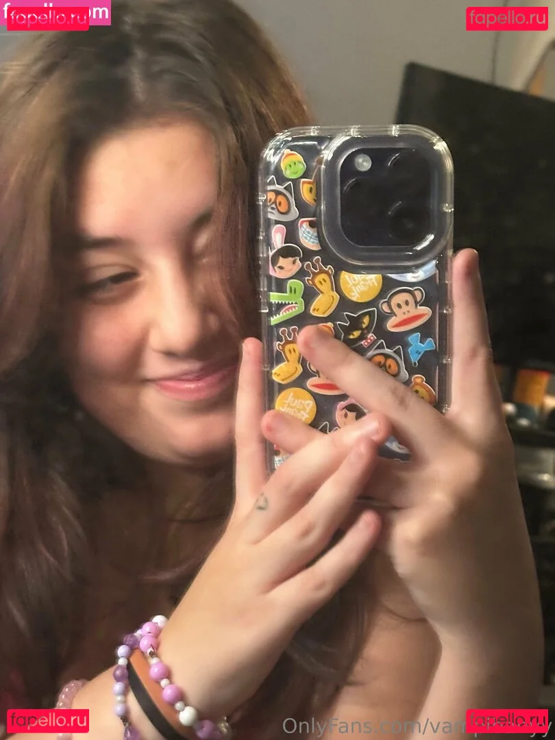 vampibabyy Onlyfans Photo Gallery 