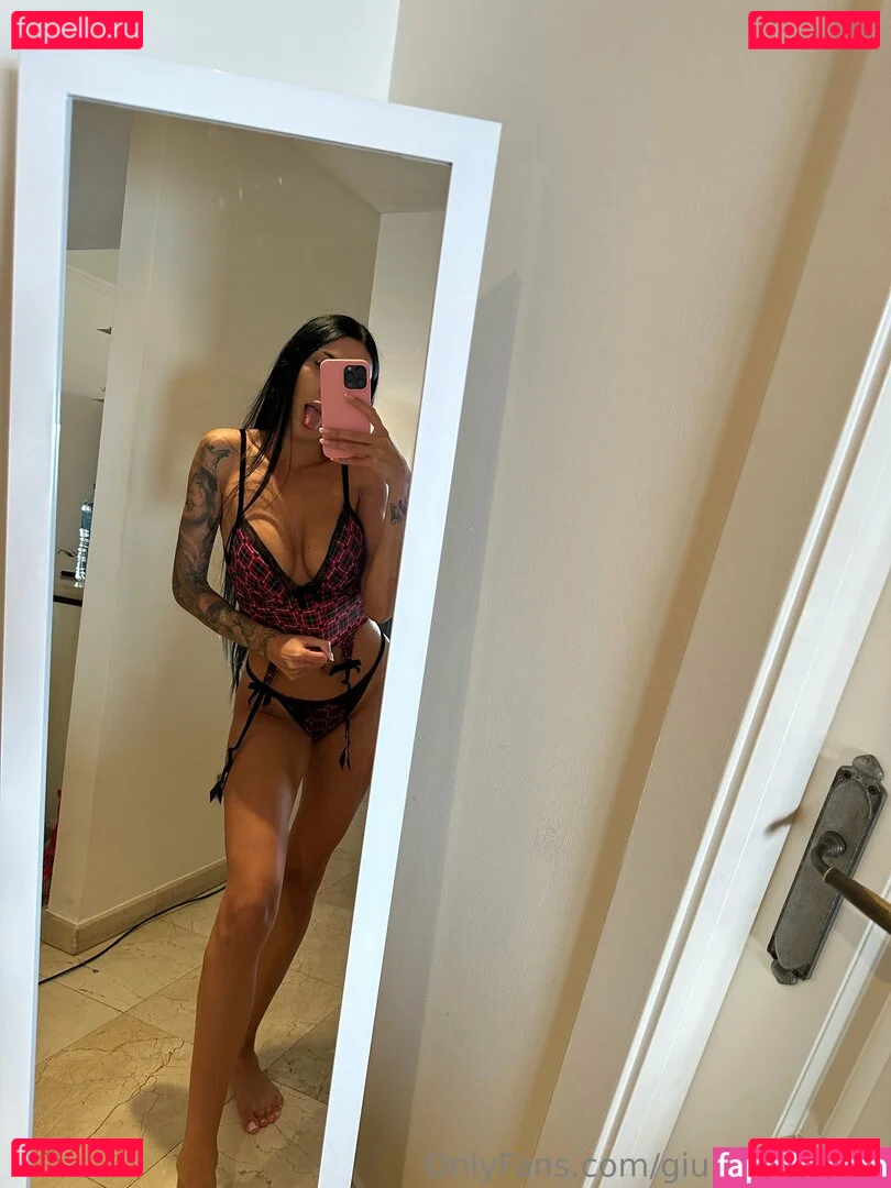 giuliascarozza Onlyfans Photo Gallery 