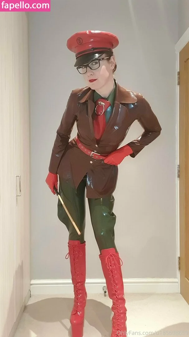 bound2onefree Onlyfans Photo Gallery 