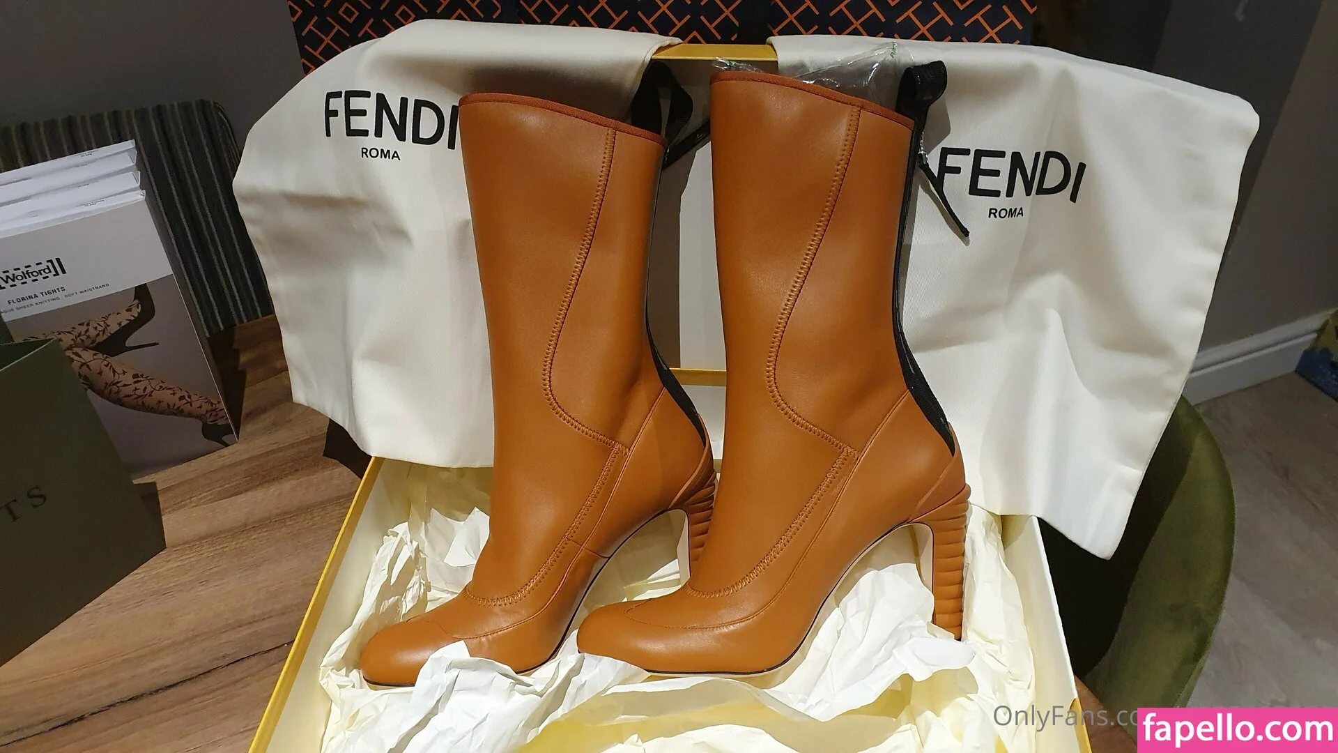 bound2onefree Onlyfans Photo Gallery 