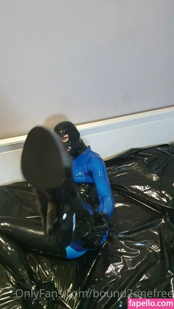 bound2onefree Onlyfans Photo Gallery 