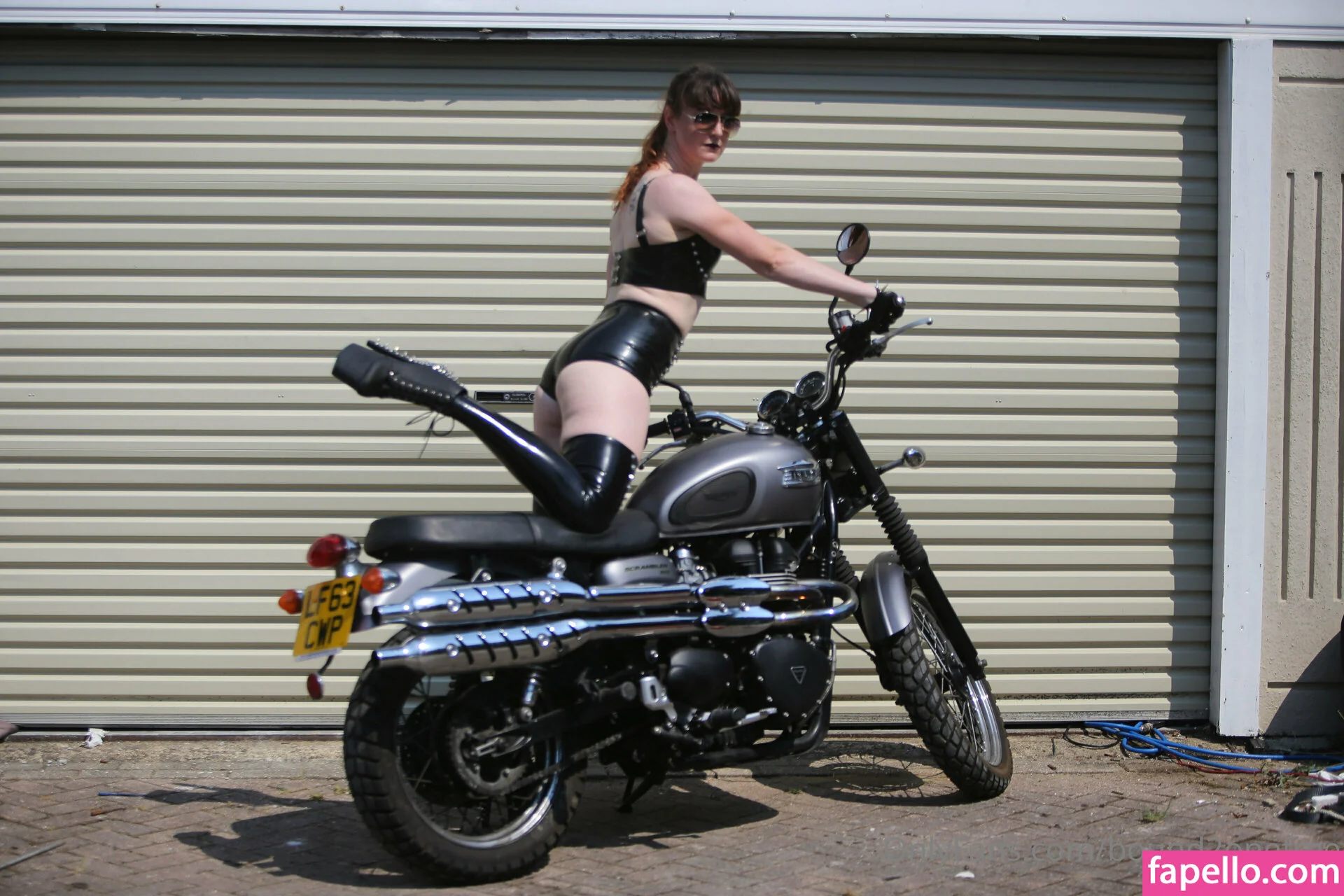 bound2onefree Onlyfans Photo Gallery 