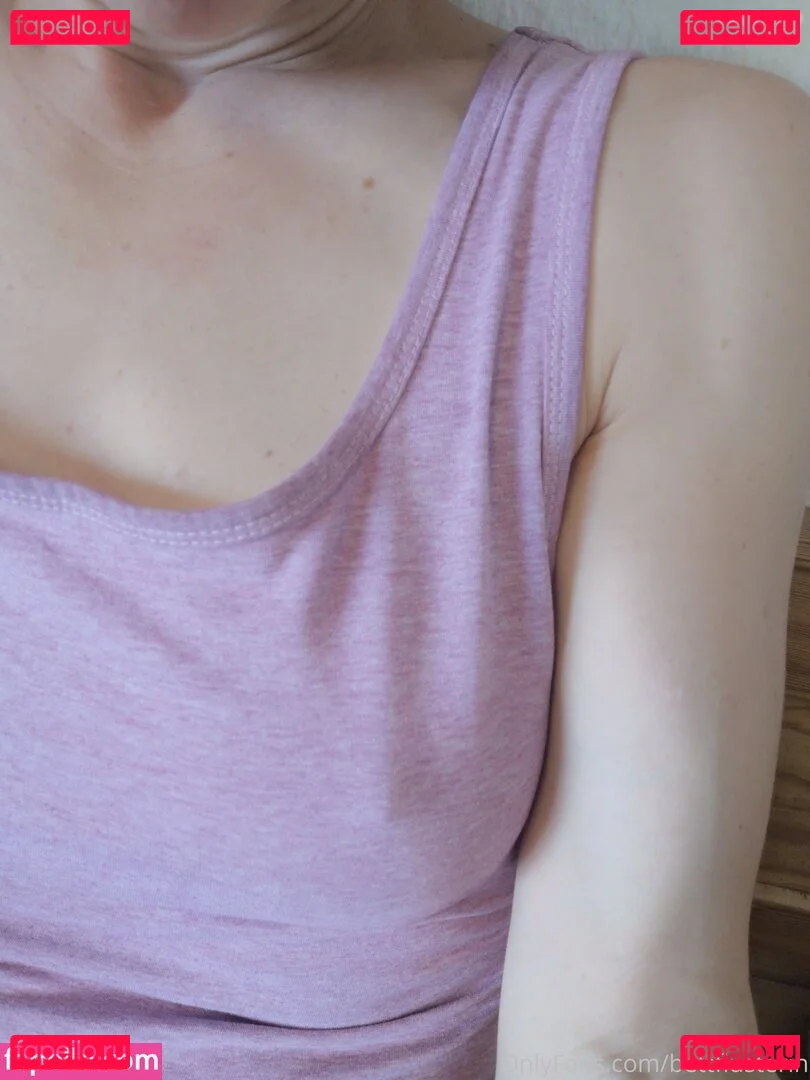 Bettflüsterin Onlyfans Photo Gallery 